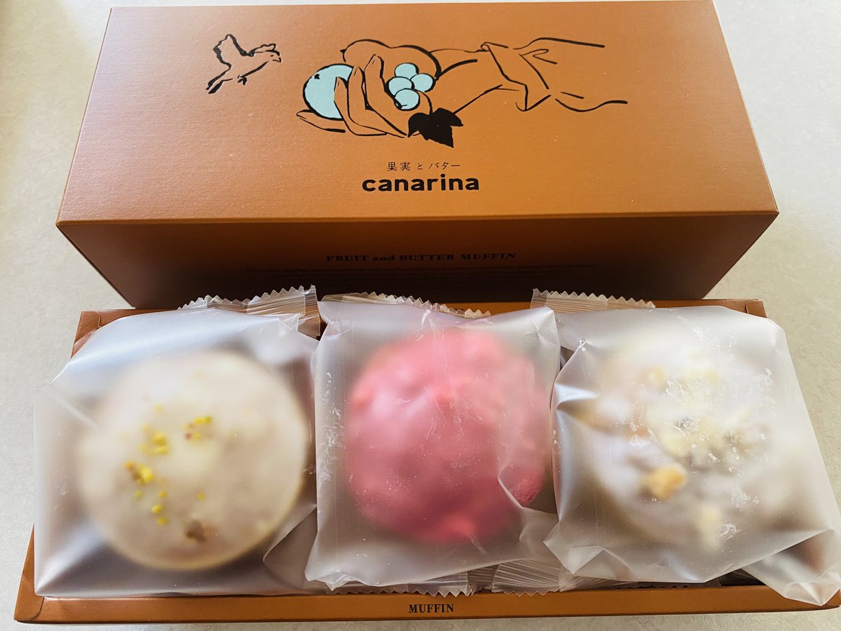 Hero7Fuji's tweet image. #お土産 #マフィン #canarina