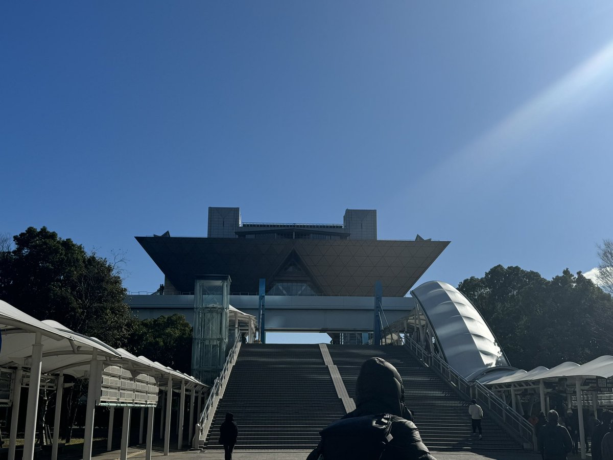 runrun_0710_s46's tweet photo. 去年の夏コミ以来 https://t.co/vors4SYGdM