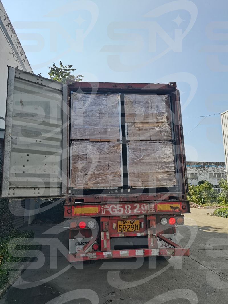 SunNovaNewEner1's tweet image. The goods were loaded into the container smoothly. The customer repurchased the L feet and hook system. Thank you for your continued support.🥳🥳🌟🌟
#solarrack #roofmounting