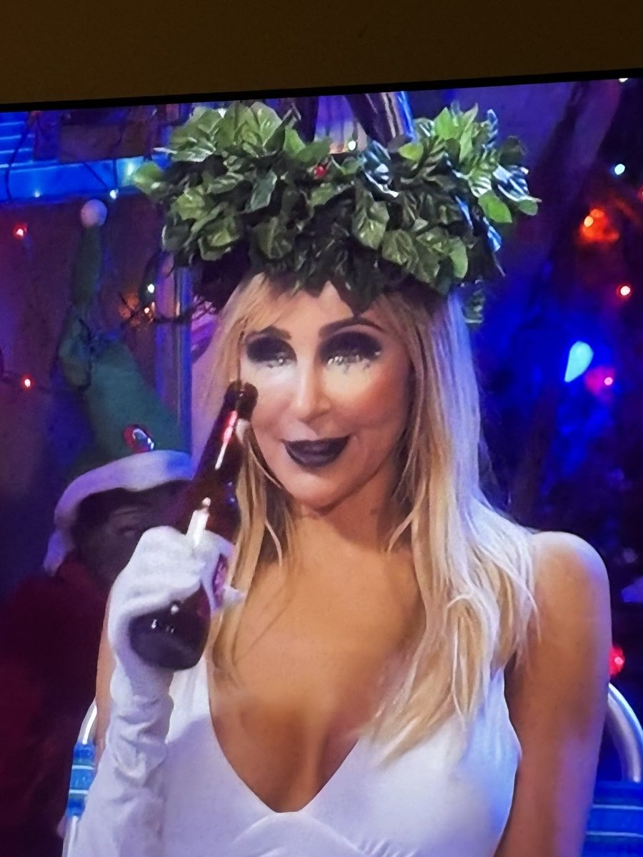 MsAngelinaAdams's tweet photo. Real talk, @kinky_horror’s makeup is 🔥 tonight. #MutantFam #TheLastDriveIn #ChristmasCarnage @therealjoebob @TheLastDriveInX https://t.co/I2sjnA0bzt