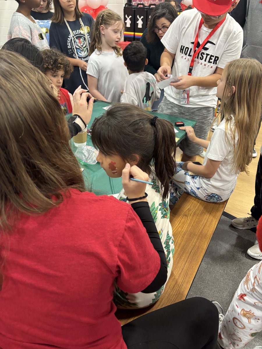 Cookies with Santa is one of our favorite Bryant events! We had a blast! #bengalpride