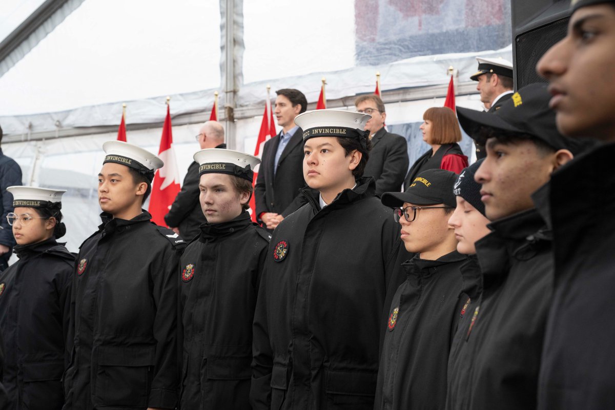 MarineRoyaleCan's tweet photo. Nous sommes sur le point d’accueillir l’un des deux nouveaux navires de la classe Protecteur dans notre flotte !Aujourd’hui, le futur NCSM Protecteur a été officiellement nommé. Il s’agit du plus long navire de guerre jamais construit au Canada ! 

📷 S3 Jordan Schilstra https://t.co/id90ey06RC