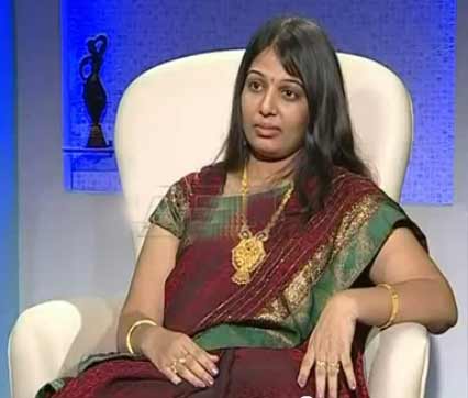 CherishReddy2's tweet photo. @angrybirdtweetz Valla veela kallu  pattukoni...pakkalesi.cm ayindu ...enthvarki pikindhi em ledu ..janlu chi kottina thuduchukoni poyeee brothel gadu ... https://t.co/aANaiwgXIh
