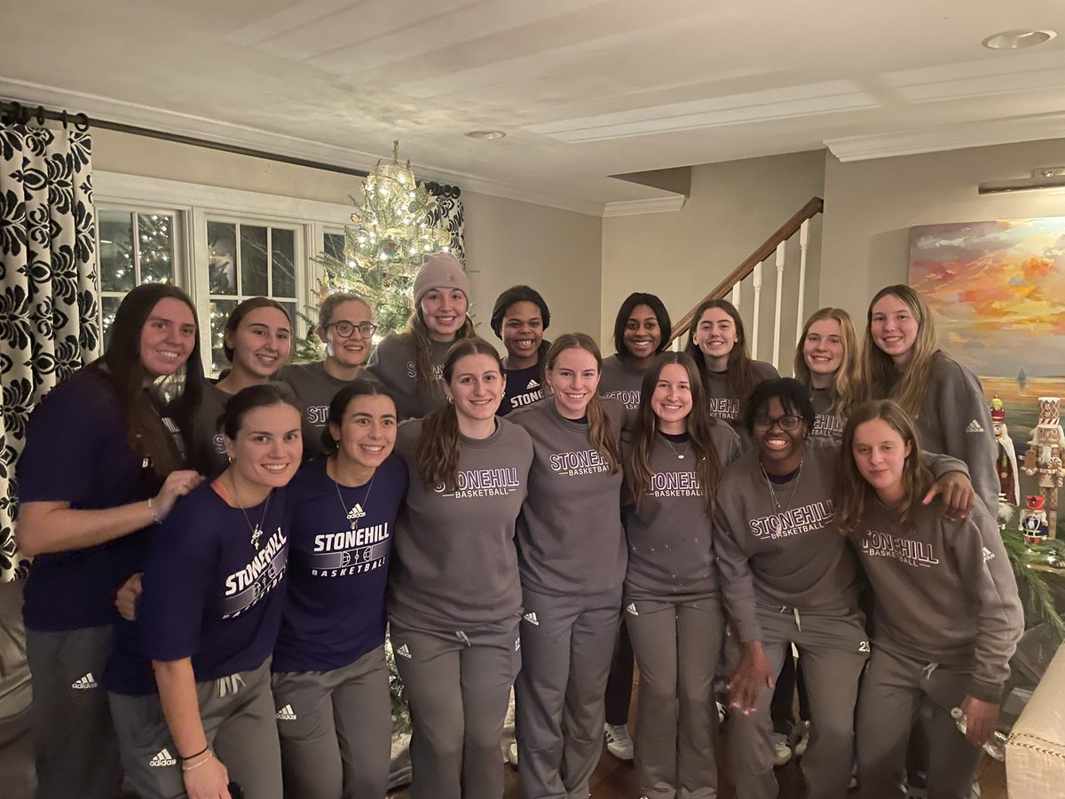 Stonehill Women’s Basketball tweet media