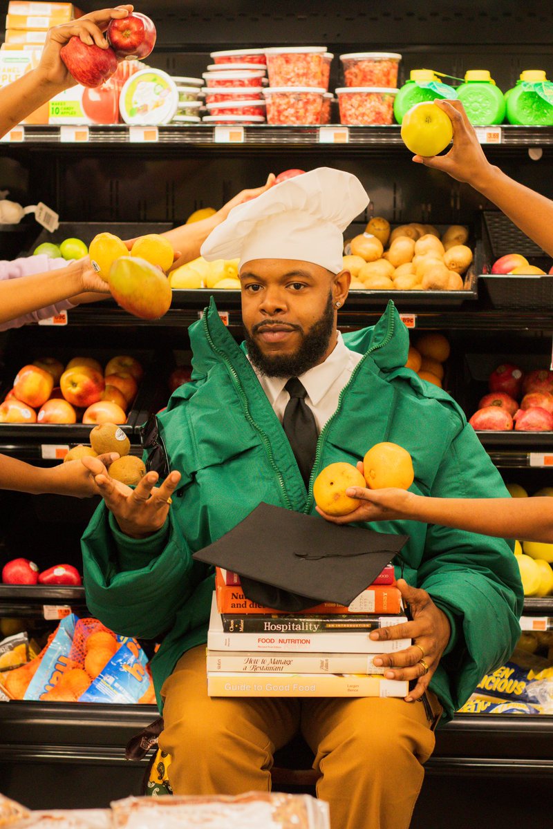 tyler17__'s tweet photo. Graduated with a degree in nutrition,but I’m still cookin it up 🥒🔪 

B.S. in Food Nutrition &amp; Community Health Sciences https://t.co/xz3WPZibvN