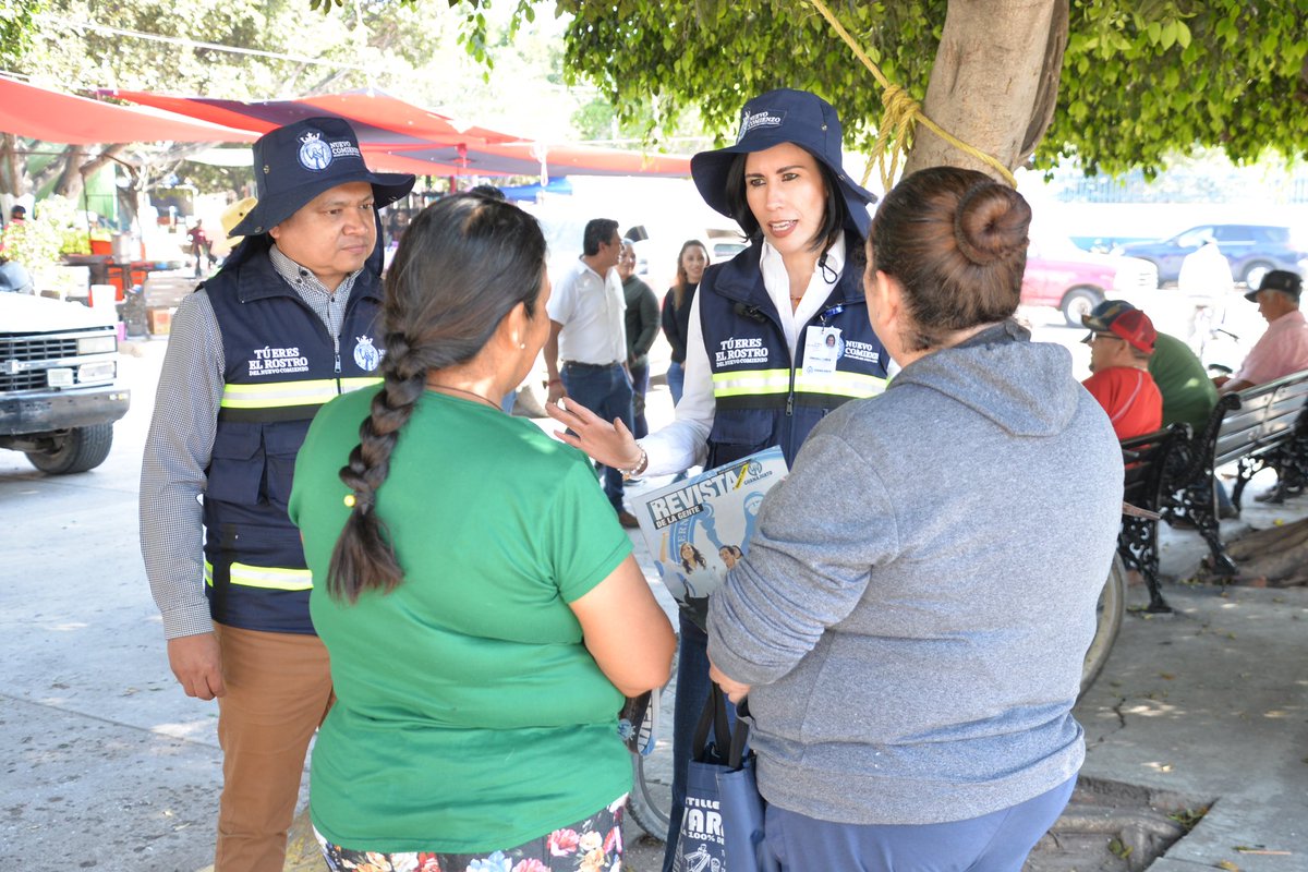 comienzogente's tweet image. Para el @gobgente poder estar cerca de las personas y escuchar sus historias nos llena el corazón.
Acompañamos a las #promotorasdelnuevocpmienzo a recorrer #salvatierra para recordarle a las mujeres que no están solas. 

#aliadas
@RosarioCoronaA 
#Nuevocomienzo