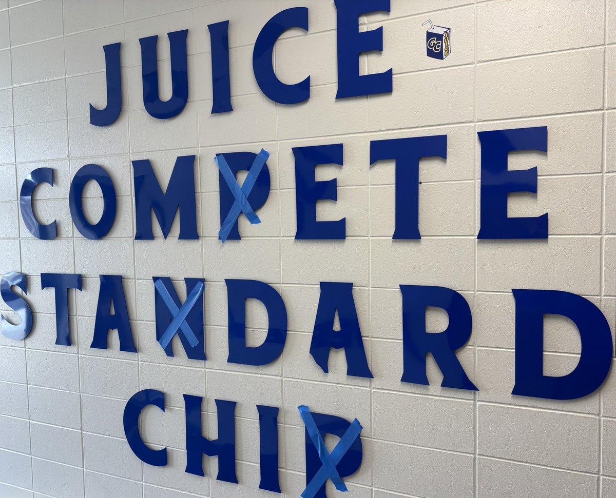 CougarHoops2's tweet photo. 🔵>🔴
#JUICE https://t.co/UetSFpHjAu