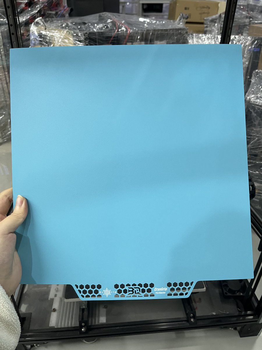 EiyamayaJ's tweet photo. You can't miss this amazing BIQU CryoGrip Pro Glacier Buildplate (300*300) for your printer!

#biqu #CryoGrip #voron #qidi https://t.co/MMHTsqkCYs