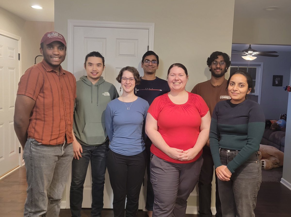 FordVersyptLab's tweet image. Joel Versypt hosted a great winter social for my lab, and we welcomed the Munguía-López lab too. Joel cooked way too much. They ALL had to take home leftovers bc we leave tomorrow. Shown from my lab: me, Aminul, Krutika, Nick, Kailei, Ariel, and Rajesh