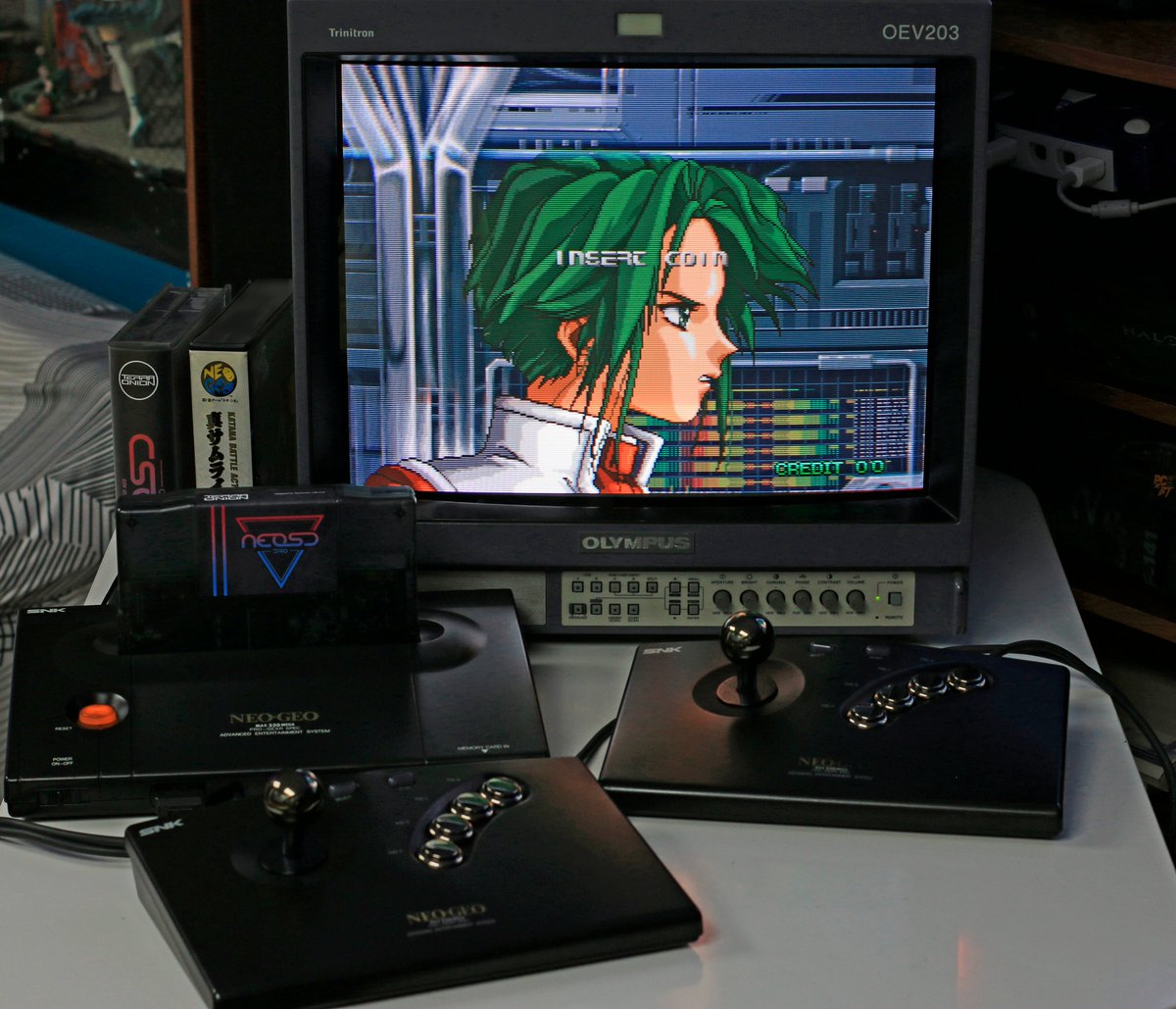 nachosonic's tweet image. Nothing to see here...
Just some casual game night of #AES on a #PVM
#EmulationIsForQuitters, right @8bitesquire ?

#NEOGEO #PULSTAR #SONY #Trinitron #OLYMPUS #OEV203 #TheFlex