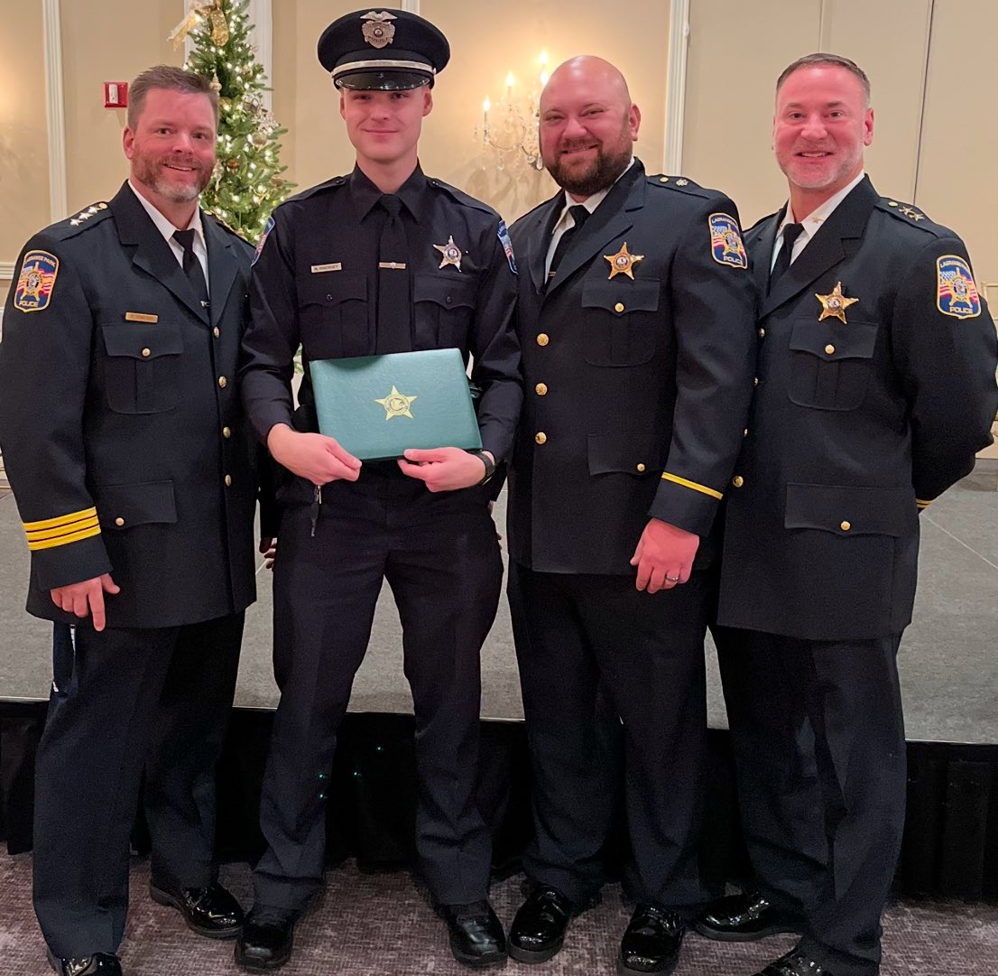 Congrats to Officer Matthew Pinckney on graduating from the Suburban Law Enforcement Academy today. Chief Contois, Deputy Chief Strezo and Commander Marrocco were in attendance to welcome Officer Pinckney to the department. He will begin field training next week.