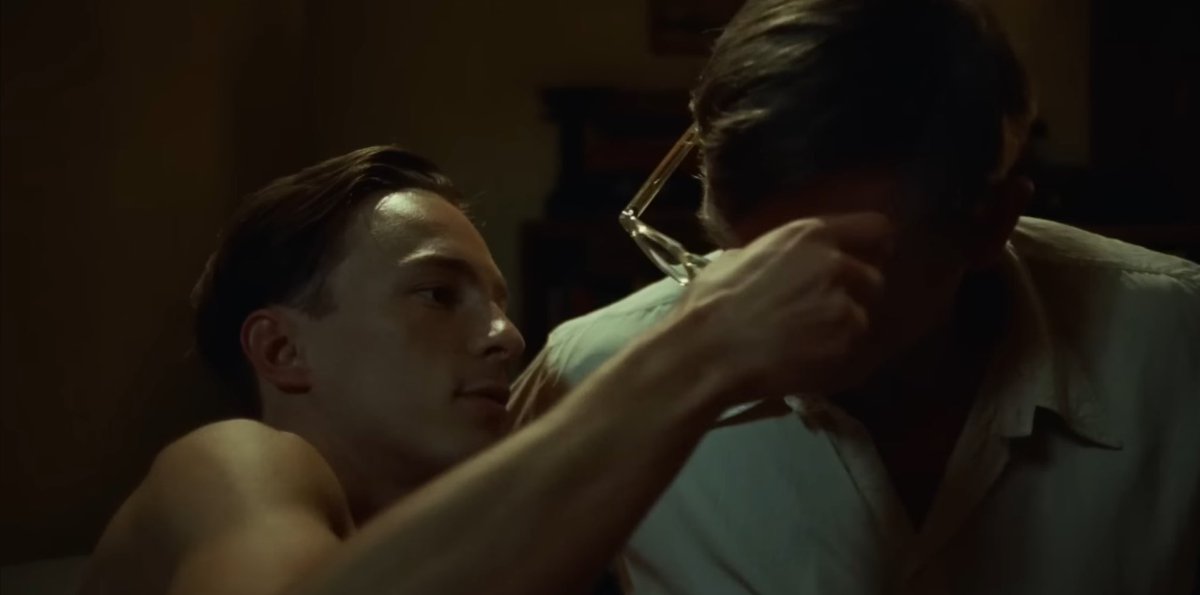 DiscussingFilm's tweet photo. Luca Guadagnino’s ‘QUEER’ is now playing in theaters nationwide. 

Read our review: https://t.co/Zn1O1ZAtHz https://t.co/nB2zFGhNtP
