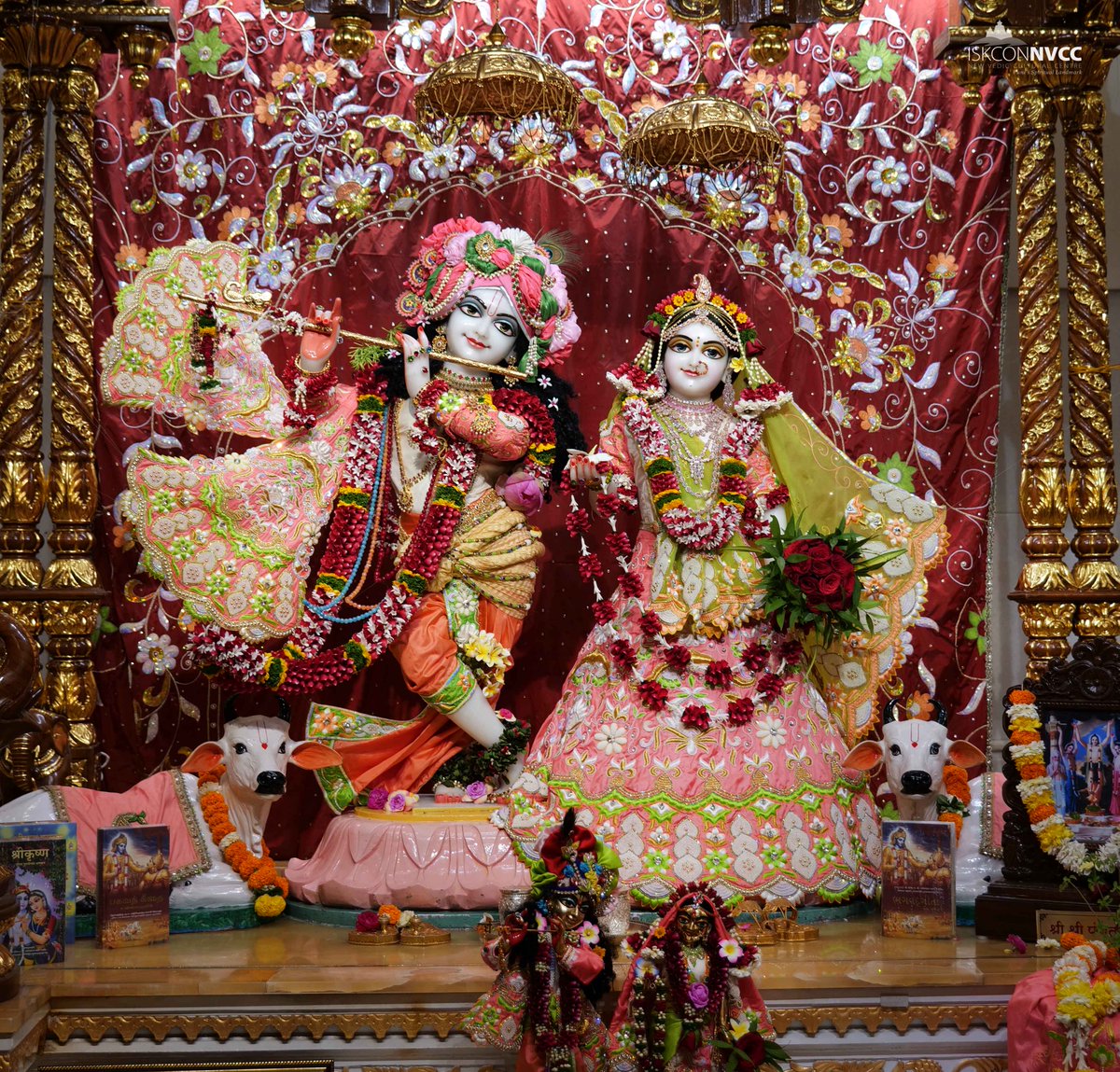 ISKCONPune's tweet photo. 🙏🏽Today's Darshan 📿 🗓14-12-2024🙏
🌷Sri Sri Radhavrindavanchandra🌷
🚩@ISKCONNVCCPune🚩
.
.
#ISKCONNVCC #ISKCONPune #ISKCONNVCCPune #ISKCON #14thdecember #14thdecember2024 #Saturday #Harinaamsankirtan #Radheshyamdas #Radheradhe #Sankirtan #Kirtan #Vrindavan #Mayapur #Prabhupada https://t.co/WWkWZqJd0z