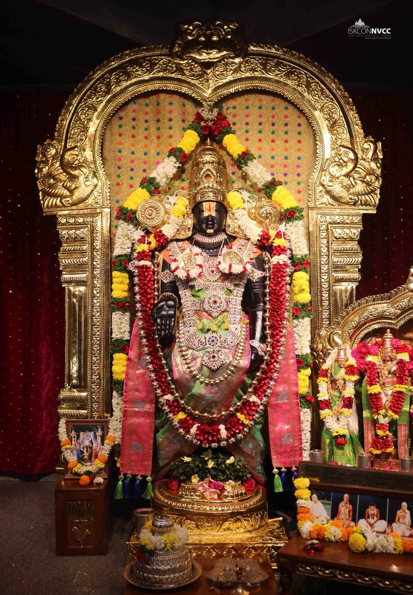 ISKCONPune's tweet photo. 🙏🏽Today's Darshan 📿 🗓14-12-2024🙏
🌷Sri Balaji🌷
🚩@ISKCONNVCCPune🚩
.
.
#ISKCONNVCC #ISKCONPune #ISKCONNVCCPune #ISKCON
#14thdecember #14thdecember2024 #Saturday
#Harinaamsankirtan #Radheshyamdas #Radheradhe
#Sankirtan #Kirtan #Vrindavan #Mayapur #Prabhupada
#GVE #Govardhan https://t.co/nHjVNwBMB2