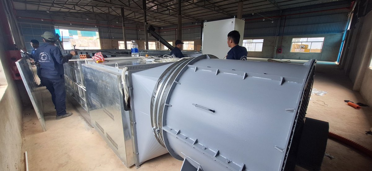 KyNgheXanh's tweet photo. Anh em kĩ thuật của công ty Kỹ Nghệ Xanh Việt Nam lắp đặt máy sấy cà phê công suất 20 tấn/mẻ tại Lâm Đồng.
Nơi nào có nông sản cần bảo quản và chế biến sâu nơi đó có Kỹ Nghệ Xanh
Kỹ Nghệ Xanh, Giải Pháp Cho Cuộc Sống Xanh
#KNX #KYNGHEXANH #SUNSAY https://t.co/JPE8f6bsNc