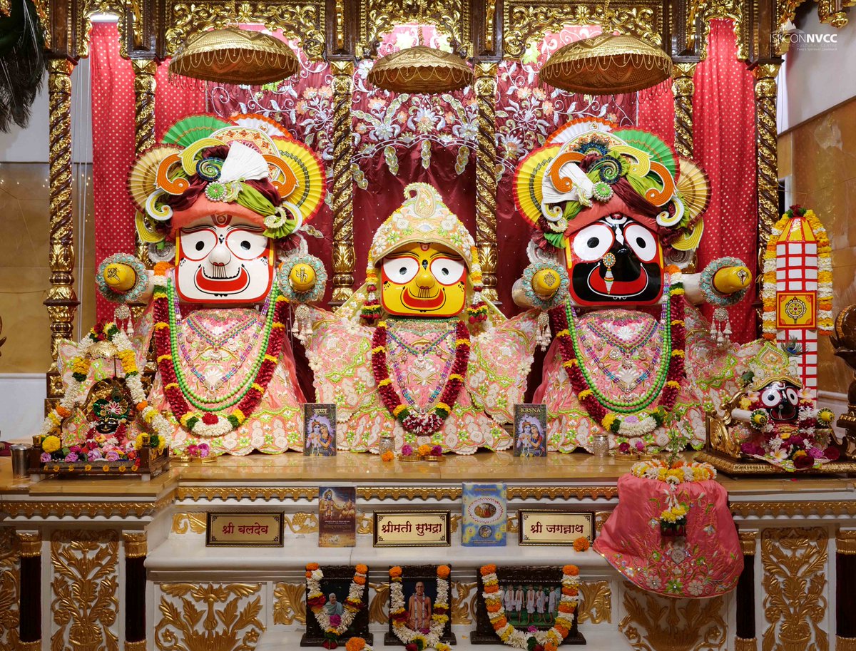 ISKCONPune's tweet photo. 🙏🏽Today's Darshan 📿 🗓14-12-2024🙏
🌷Sri Sri Jagannath Baldev Subhadra🌷
🚩@ISKCONNVCCPune🚩
.
.
#ISKCONNVCC #ISKCONPune #ISKCONNVCCPune #ISKCON
#14thdecember #14thdecember2024 #Saturday
#Harinaamsankirtan #Radheshyamdas #Radheradhe
#Sankirtan #Kirtan #Vrindavan #Mayapur https://t.co/7OUujrsYU4