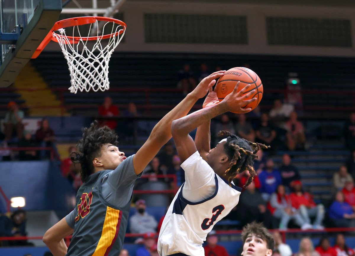 TimBathKT's tweet image. Kokomo defeats McCutcheon 84-67. More photos at: kokomotribune.com/sports/basketb…