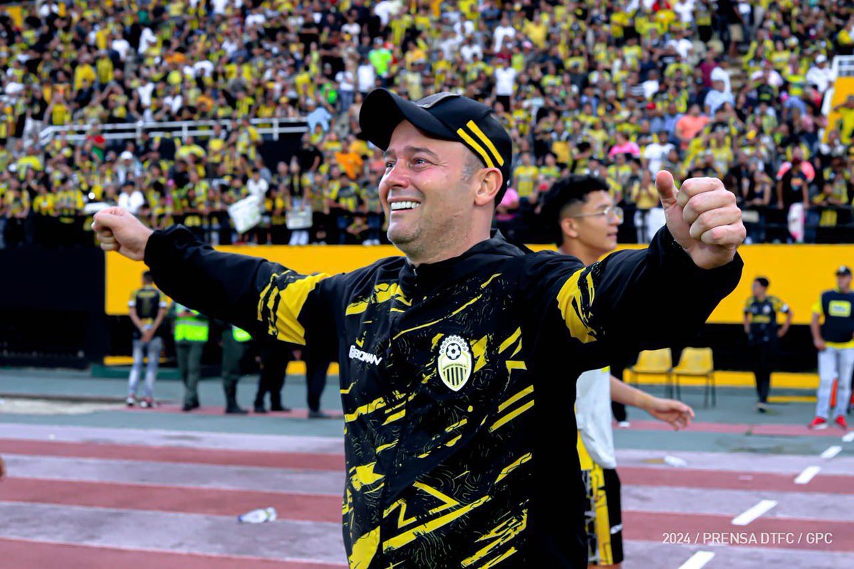 MatamorosEdwin's tweet photo. Los procesos en el fútbol son exitosos, dos ejemplos del Futve: @JoseMariaMorr en Metropolitanos y @eduardosarago en Táchira…permiten consolidar una idea de fútbol y metodologías de trabajo y los intérpretes logran ejecutar con el tiempo las formas y manera de juego…en sencillo https://t.co/EzDnQuhvj3