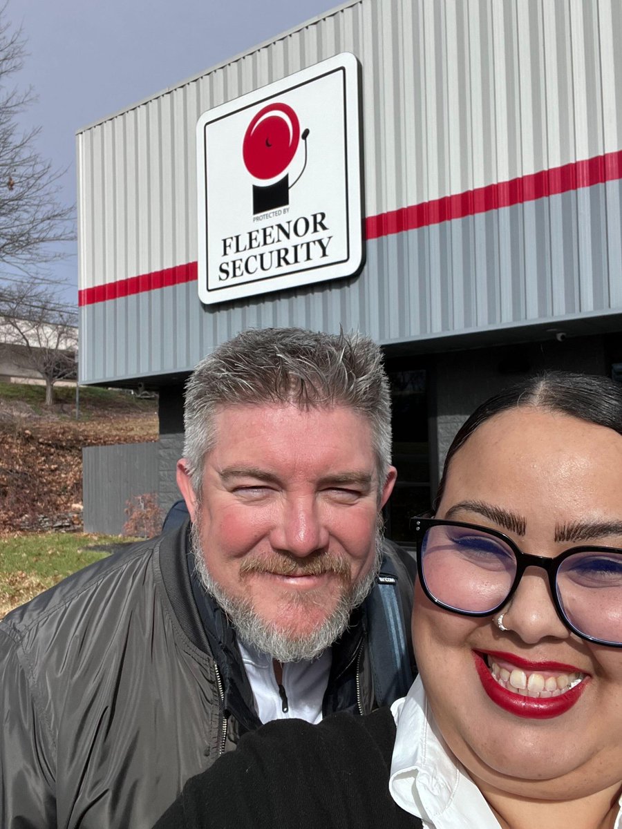 RocketMedia's tweet image. ABR time with our friends at Fleenor Security Systems. Our team is looking forward to a day of planning, scheming, and having some fun with an amazing client. #AnnualPlanning #TeamStrategy #ClientCollaboration