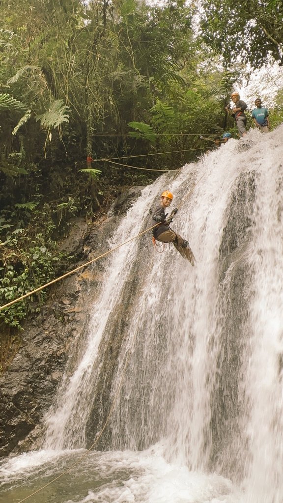 tinalcj's tweet photo. It such a amazing experience to try canyooneering in Curug! https://t.co/eN1wTcncyz