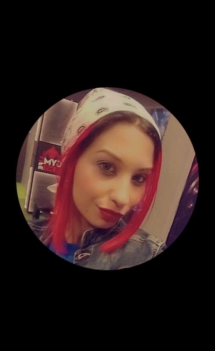 faaf700's tweet photo. @8AO8_ @ALmaisari ذا شكلك وتبين نشششرهه عليش🤣🤣 https://t.co/28vHlvKye7