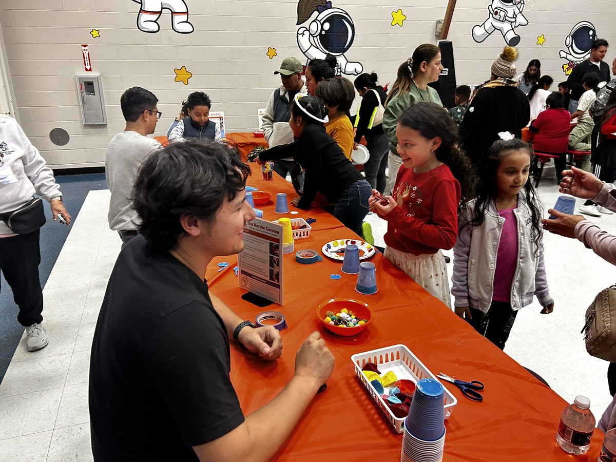 rhondawash_HISD's tweet photo. Rodriguez Elementary parents and students had a blast at the Houston Children’s Museum Fun Shop! Engaging hands-on activities learning, making unforgettable memories together. Thank you to everyone who participated in this amazing experience! #RodriguezElementary https://t.co/BZ2XVyxrvR