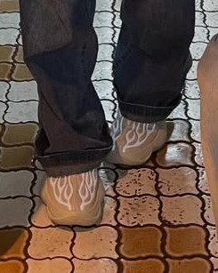 Help he's so princess coded 👉🏻👈🏻🧚🏻
#ONEOKROCK