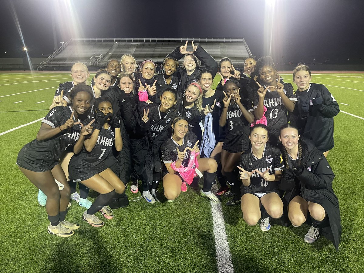 Wylie Girls Soccer (@ahmogirlssoccer) on Twitter photo The girls did a great job tonight for the first scrimmage! Battled the rain and started off on the right foot with a sweep of McKinney North.
JV2 0-0
JV1 1-0 Avery Dillon ⚽️
Varsity 3-0 Taylor ⚽️, Maci ⚽️, Maddie ⚽️.
#AHMO <a href="/AhmoCaptain/">AHMO Captain</a> <a href="/DFW_Girls_HS_VS/">DFW Girls HS Varsity Soccer</a> <a href="/SportsDayHS/">SportsDayHS</a> <a href="/WylieNews/">The Wylie News</a> The girls did a great job tonight for the first scrimmage! Battled the rain and started off on the right foot with a sweep of McKinney North.
JV2 0-0
JV1 1-0 Avery Dillon ⚽️
Varsity 3-0 Taylor ⚽️, Maci ⚽️, Maddie ⚽️.
#AHMO <a href="/AhmoCaptain/">AHMO Captain</a> <a href="/DFW_Girls_HS_VS/">DFW Girls HS Varsity Soccer</a> <a href="/SportsDayHS/">SportsDayHS</a> <a href="/WylieNews/">The Wylie News</a>