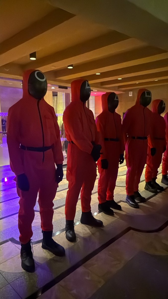 Edward_K_So's tweet photo. I saw squid game episode 1 season 2 yesterday. Whoever was in the script room cooking this sh** up, they are genius. Season 2 gonna go viral and I think it will be hard for people to say they didn’t deliver https://t.co/pG4yUxAXuU