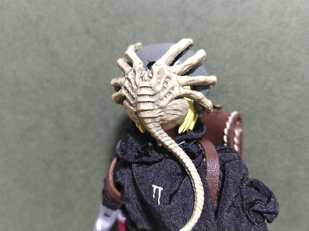 n4440kamo's tweet image. コンビニに売ってた
激辛台湾ラーメン  エイリアン

フタ開けた途端フェイスハガーされそう…
#VP70