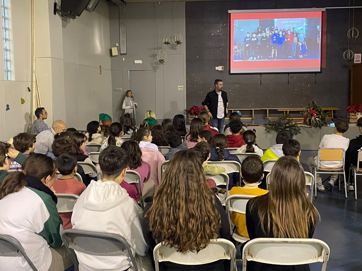 raul casado garcía tweet media