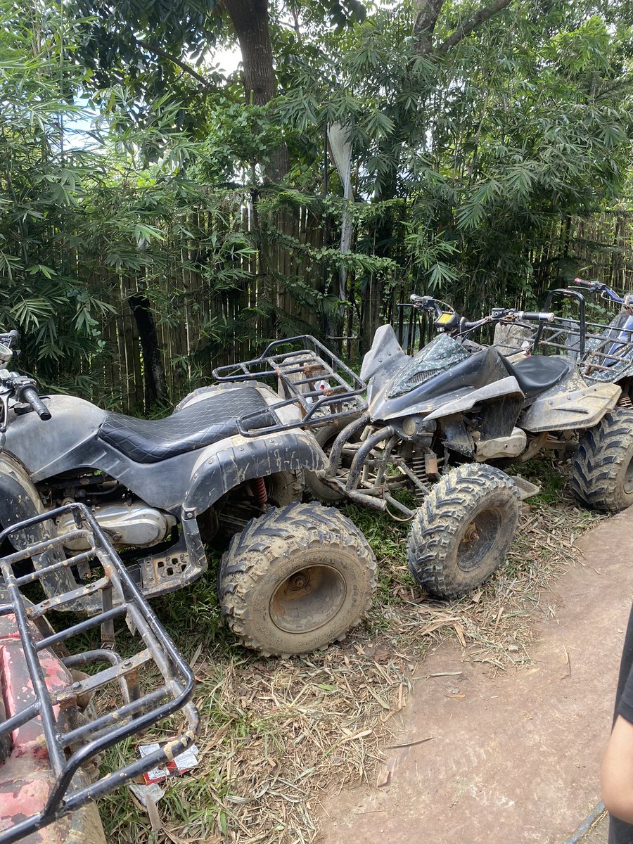 reinadava's tweet photo. atv so so fun ! :p https://t.co/JceH3brFsV