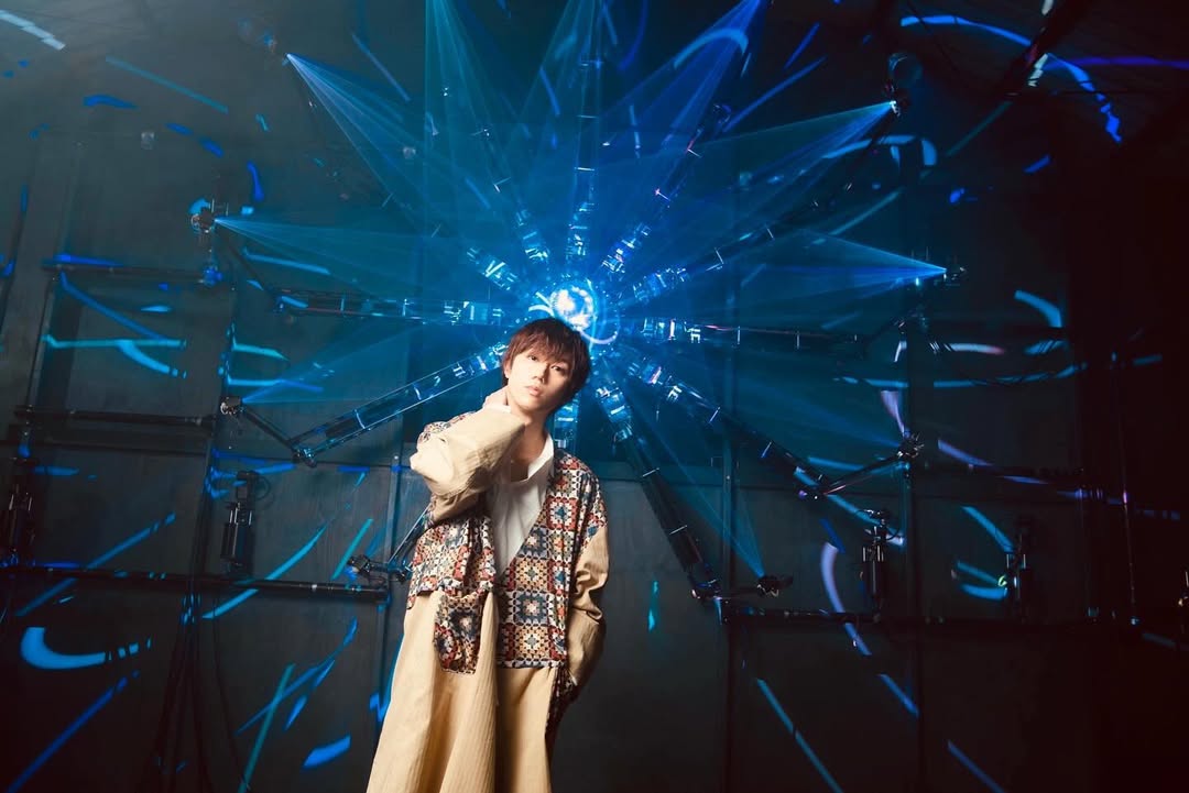 archivesnowman's tweet image. ❆ 2024.12.14
IG : sn_ryohei.abe_official

❆

with Beam Twister

From “SODA 2023年7月号”
#kast#fiberbeam#beamtwister

#stagedesign
#lightart
#あべらぼ
#あべぐらむ