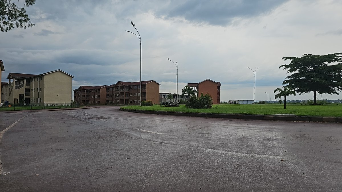 randomresto's tweet image. Restaurant du fleuve
4.3⭐ (6) 
M9F2+RPR, Kinshasa, Democratic Republic of the Congo
maps.google.com/?cid=166876799…