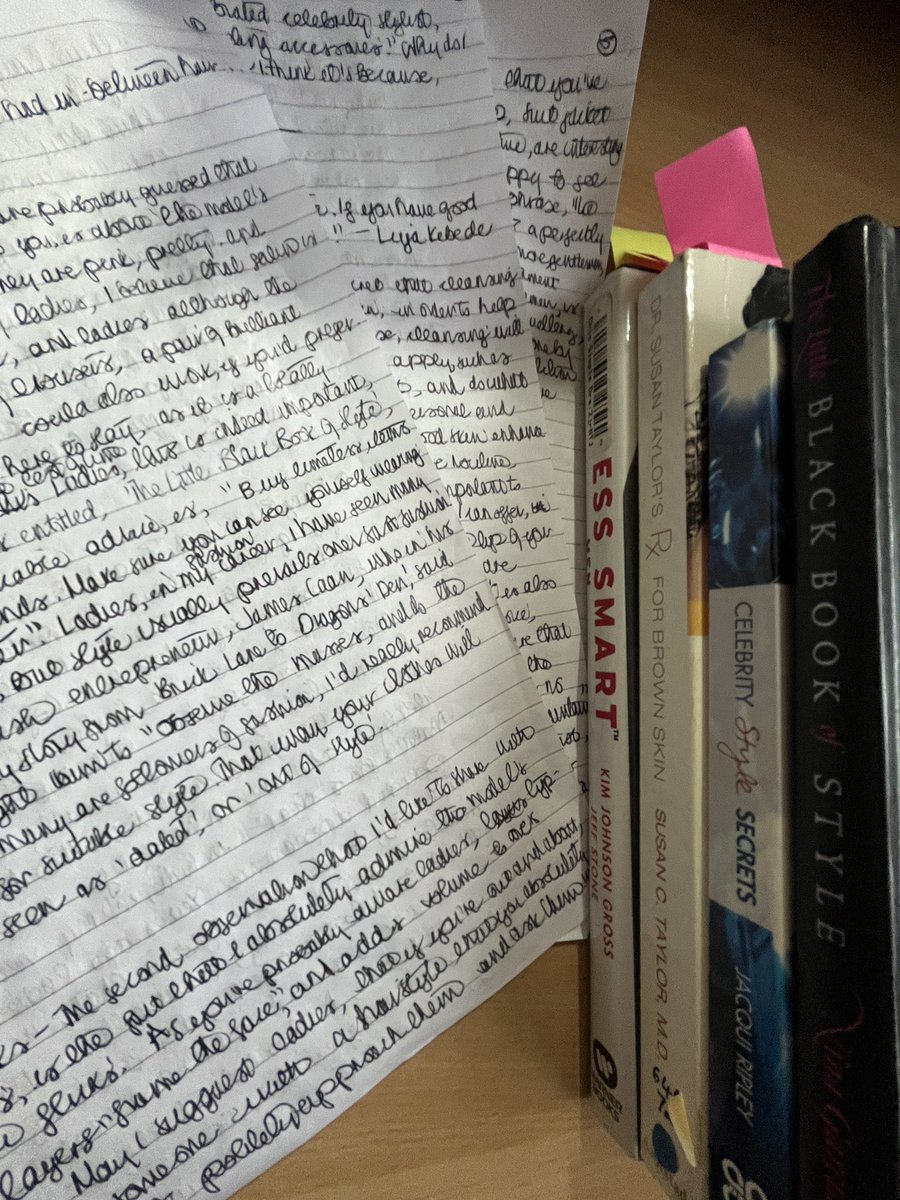 karens_style's tweet image. The final draft for my next edition is done. It’s 4.5 sides of A4. The next step is to type up my notes :) #fbloggers #londonstylist