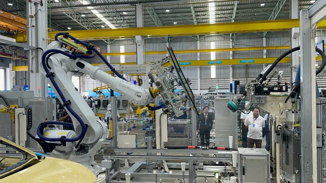 ZhaolongHL1993's tweet photo. Cabling Case | #ZhaolongInterconnect Assisted #AION with its #Thainland #DigitalizedManufacturingFacility #GenericCablingSystem #genericcabling #cablingsystem #StructuredCablingSystem See https://t.co/4demKNJnLt for more detailed information. https://t.co/0ONiD3xyOX