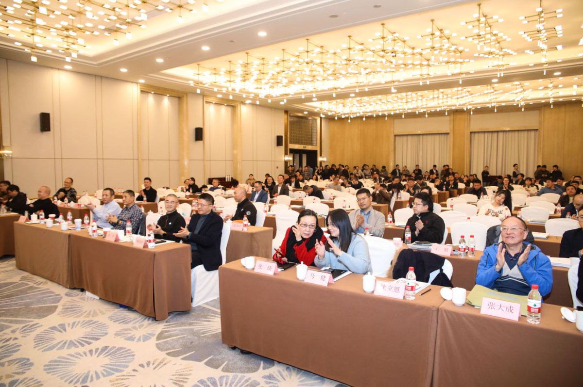 ZhaolongHL1993's tweet photo. #ZhaolongInterconect Was Invited to Participate in the 2024 #AnnualMeeting of #ZhejiangProvince #GreenBuildingAssociation #IntelligentBuilding Sub-association #China #Zhejiang #integratedcabling #GenericCablingSystem #GenericCabling #cablingsystem #StructuredCablingSystem #CAT8 https://t.co/yoWL5tVYQp