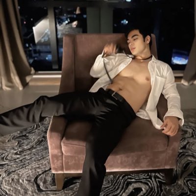 Indragone11's tweet photo. #NewProfilePic https://t.co/v3j0pCKltv