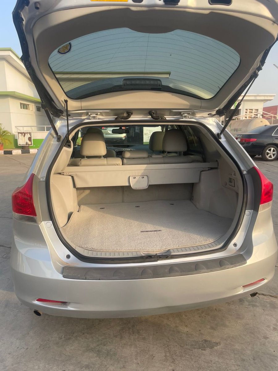 bashmidas1's tweet image. 2011 Toyota Venza
November Entry 
Full Option

19 million naira only. 

Kindly retweet 🙏