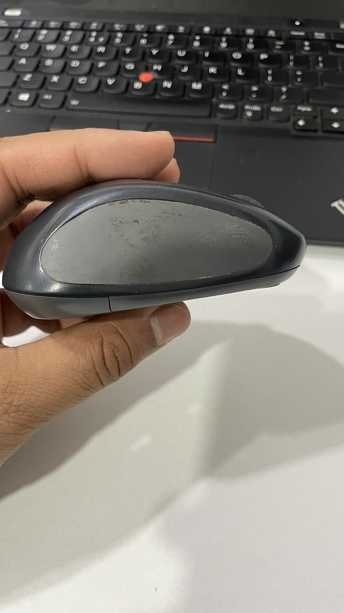 Karan2507's tweet photo. @ZeptoNow wow I ordered a Logitech mouse and I get delivered a filthy, faulty , tampered product. It’s not even in the same model. Also, raising a complaint on your chat is useless, there is no agent available. Order : 1CA8BGS5I99470A #cheating #customers #PleaseRefund https://t.co/2nQbJXyG19