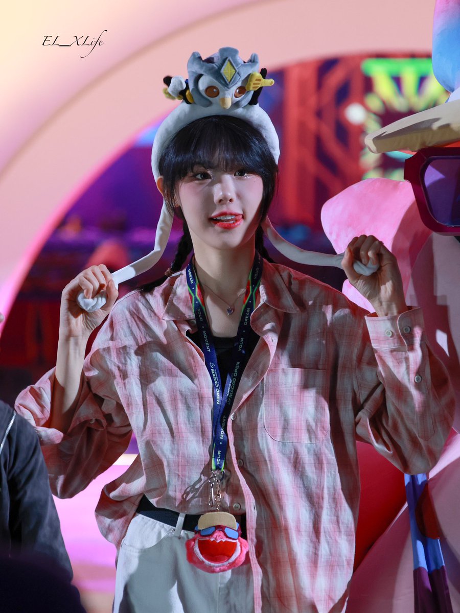 241214

#QWER #냥뇽녕냥 #장나영 #Hina @hapycb https://t.co/zSJHLeD1Sk