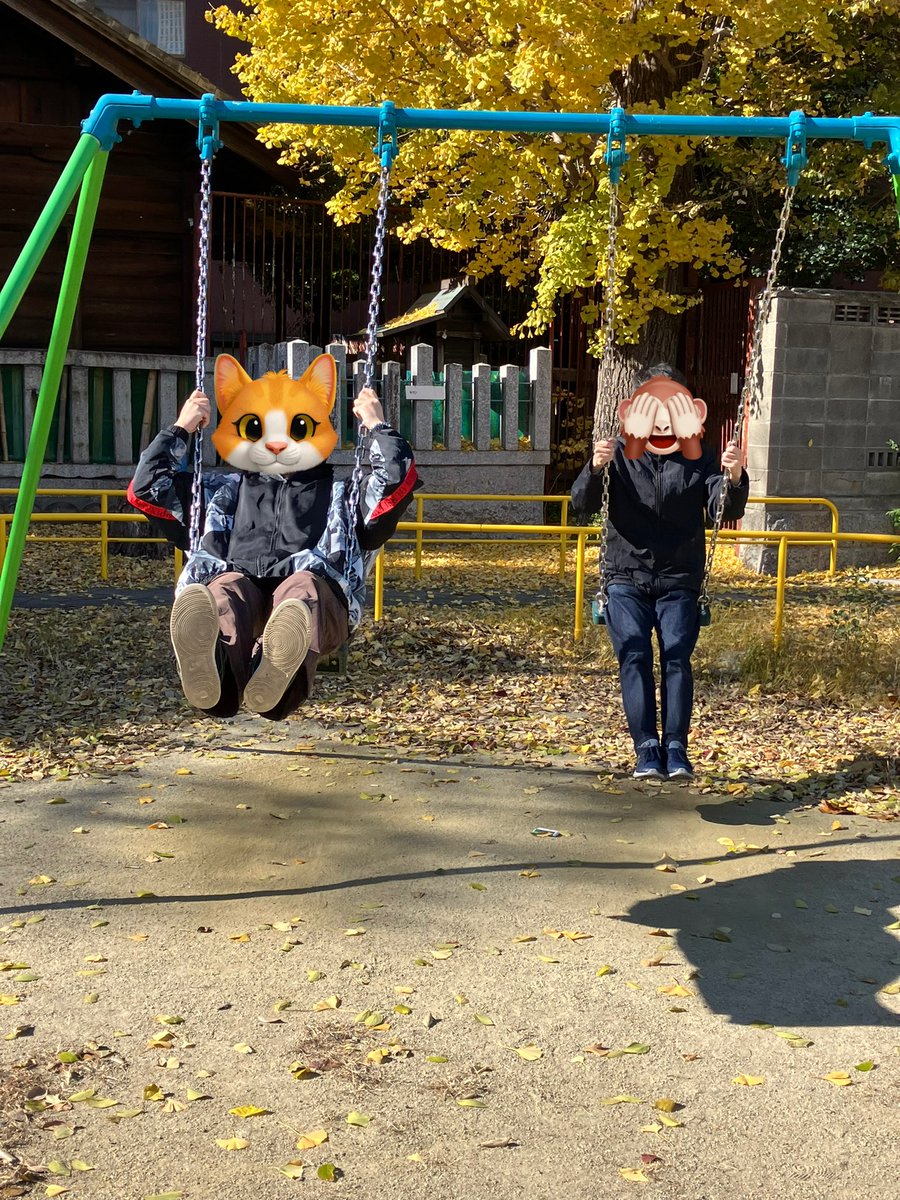 junichi731's tweet photo. 映画上映前の待機で
初ヤバ🐷
見た目よりサクッと行けた

食べたら待機で身体動かし
童心にかえる

＃矢場とん　
＃シネマスコーレ
＃僕の月はきたない
＃GBBM https://t.co/6HjBe2e6bY