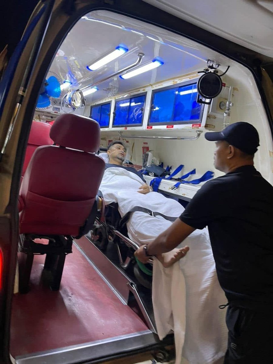 Scroll2 galeri… keluar gambar 4 bulan lepas ni…
Masa ni kritikal… doktor kata aku ada masa 90min sahaja dan harapan aku masa ni bukan lagi 50/50 harapan untuk selamat.

Bermula dari aku naik Grab dari Sungai Besi ( kedai cat ) sebab hantar kereta touchup dekat kedai,