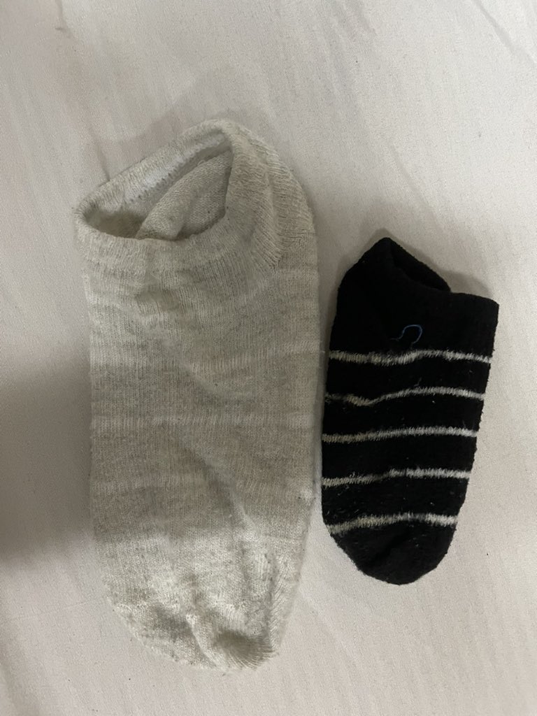 ismmfdh's tweet photo. nyucinyaa ini gmnaaa coyy ko jd kaos kaki baby
ada aja surprise laundry kilat teh https://t.co/B1abymjYEj