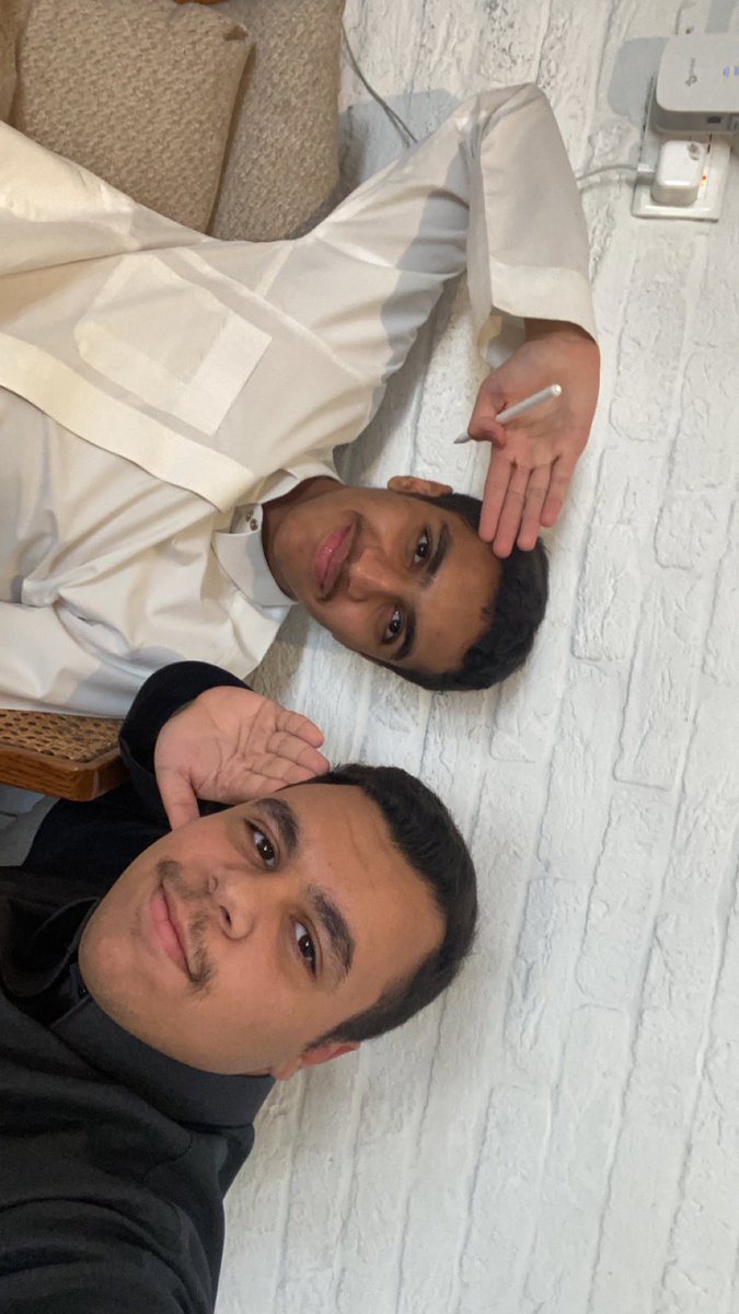 _iir9i's tweet photo. المؤمن لا يلدغ من جحر واحد مرتين : 
الطلعة العاشرة الي قلنا بنذاكر فيها وتقلب سوالف وما نذاكر 🥰 https://t.co/Emk21wJgXZ