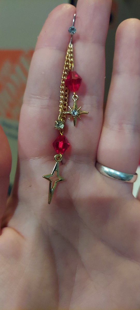 tubapanda's tweet photo. I made earrings to match my @buggirl necklace ^.^ https://t.co/tL22byD4HF