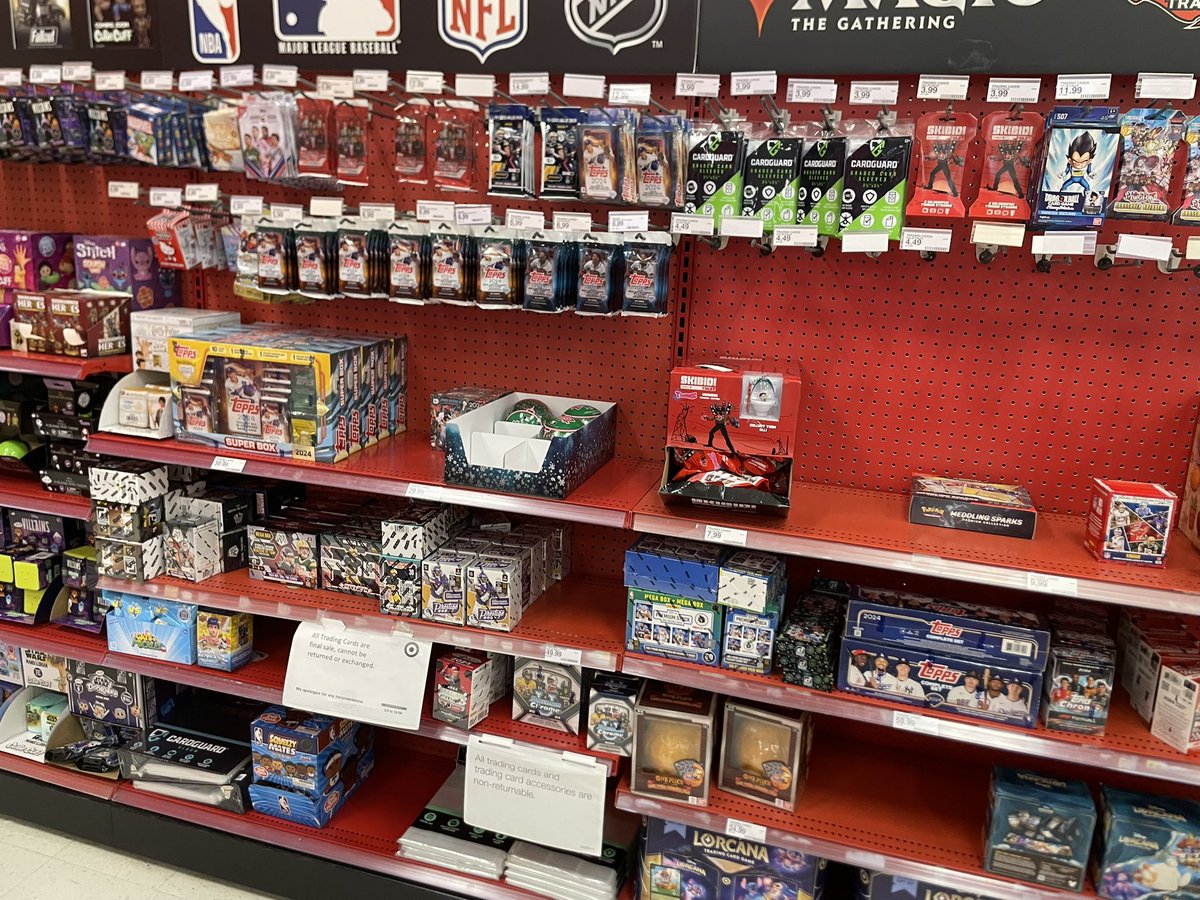 redlands_ie_tcg's tweet photo. Target Riverside, Off Tyler.
#yugiohtcg #DragonBallSupertcg #onepiecetcg #basketballcards #sportscards #footballcards #Baseballcards #Pokémon #Pokémoncards #Pokémontcg #pokemontarget #target #Disneylorcana https://t.co/x4tTsvAfTZ