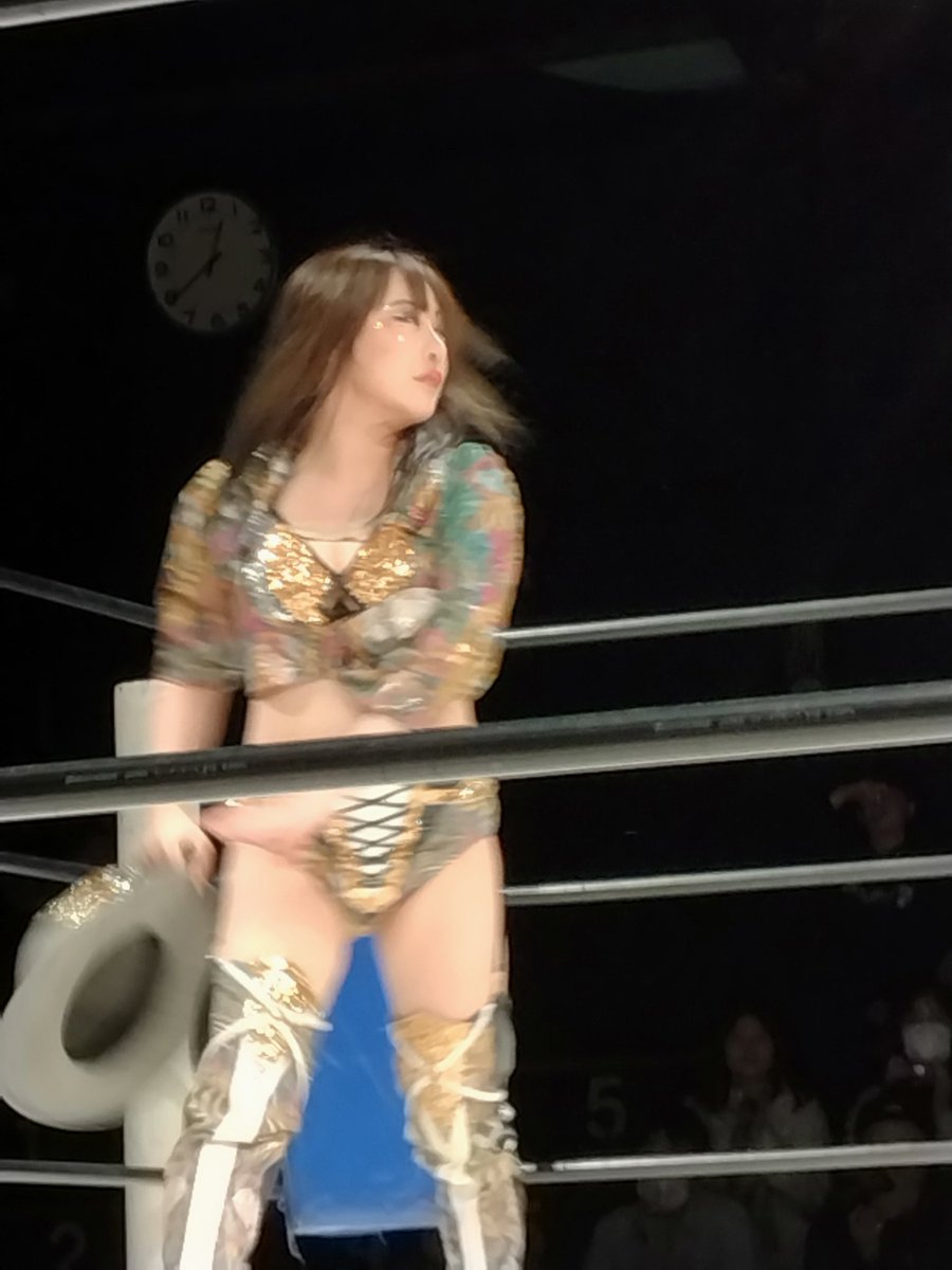know_marcy's tweet photo. #Evolution28@新木場
#リアラ選手
#花園桃花選手
#SUNNYレフェリー https://t.co/gMFbD0eicO