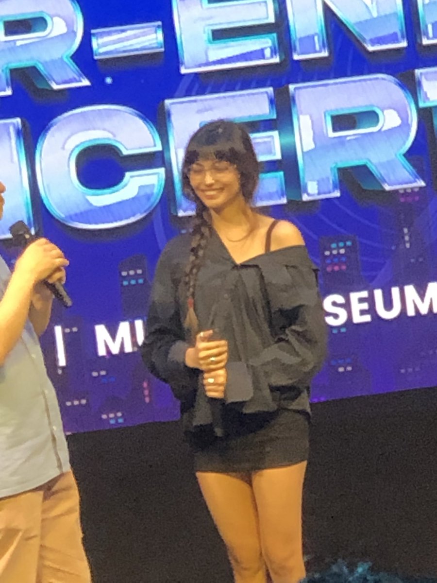 joolspersecond's tweet photo. low quality pics ni alexei

kung alam niyo lang gaano ako kaworried and nawawalan ng gana kasi i thought di na magpapakita ulit si alexei ☹️☹️ somehow mej makakahinga na nang maluwaggg

YEAR END CON WITH YGIG
#YGIGatSBTownYearEndConcert
#SBTown2024Concert 
#YGigs @ygig_official https://t.co/DFnQc1tqHZ