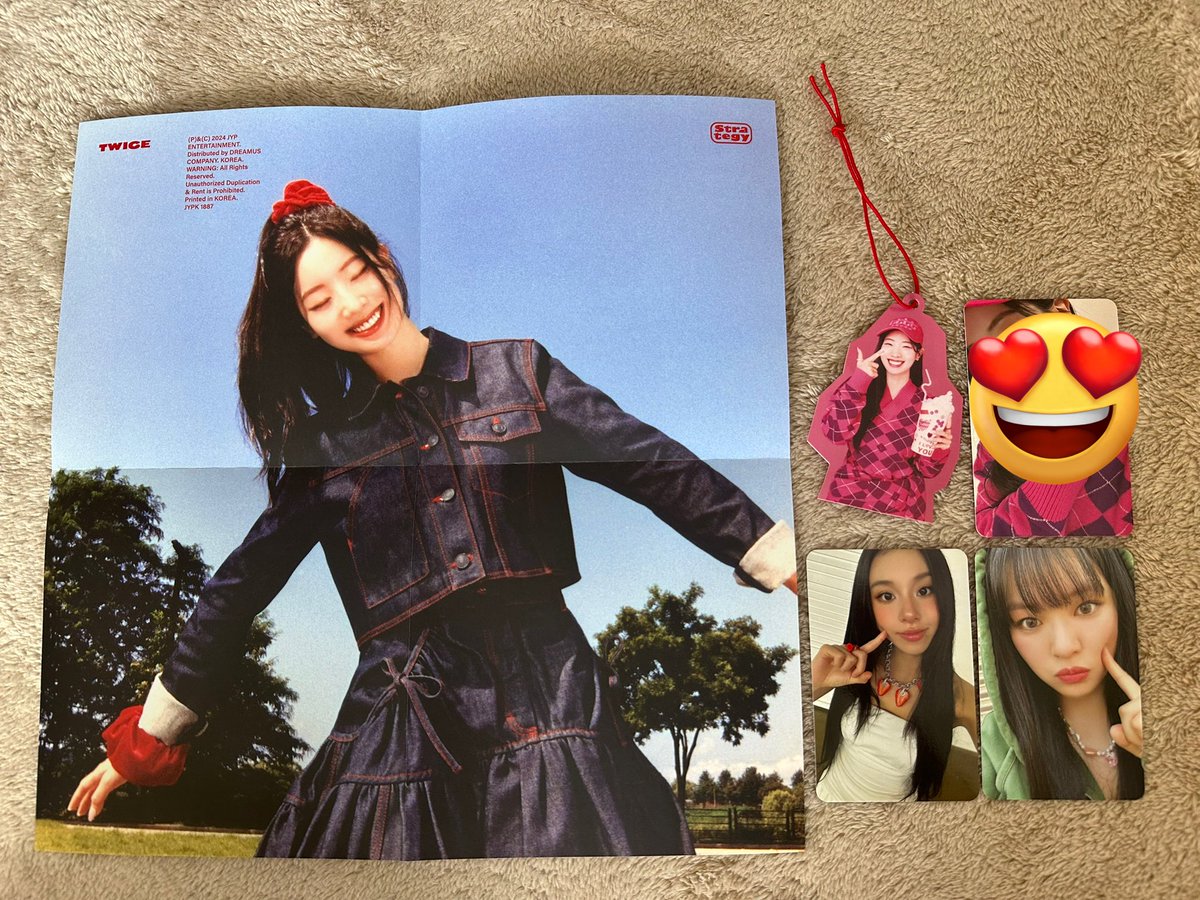 TWICE STRATEGY トレカ ポスター オーナメント交換

譲)画像 ダヒョン チェヨン ジョンヨン
求)サナorモモ ＞ ミナ

1/15、16東京ドーム手渡し or 都内手渡し交換希望
上記難しい場合は郵送での対応も可能です。
お気軽にお声掛けください🙇🏻‍♀️

#TWICE
#TWICE交換
#TWICEトレカ交換
